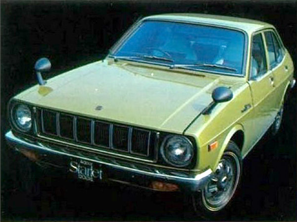Toyota Starlet (KP51, KP40, KP42) 1 поколение, седан (10.1973 - 01.1978)